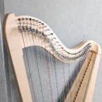 „Hamburg“ #504 in Ahorn – Silkgut Besaitung